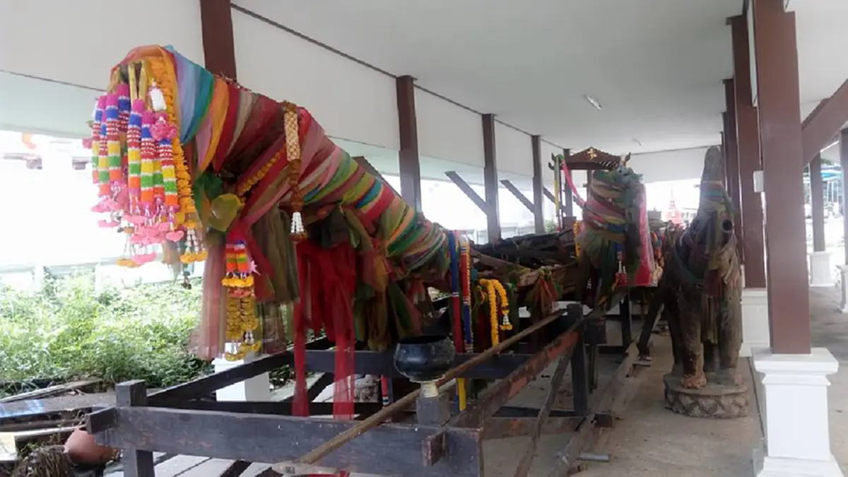 สักการะดวงพระวิญญาณพระนางเรือล่ม ขอพรเรื่องความรักจากมเหสีผู้เป็นที่รักของพระปิยมหาราช จากวัดกู้ นนทบุรี ถึง น้ำตกพลิ้ว จันทบุรี