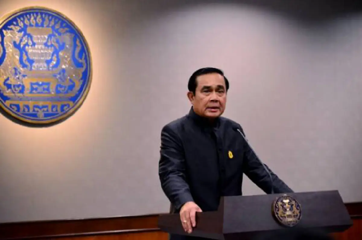 ดราม่ากันมาเยอะ !!! ถึงคราว "พล.อ.ประยุทธ์"   ตอบคำถาม  "น็อต" กราบรถ...งานนี้ทุกคนควรฟังไว้ให้ดี 
