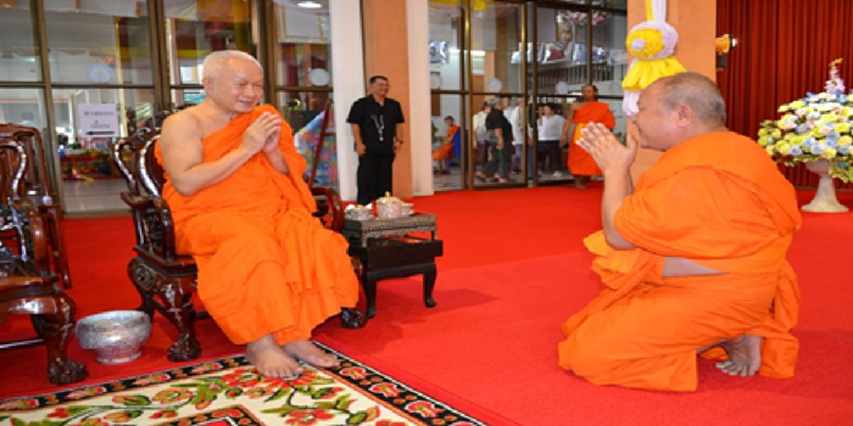 เปลว สีเงิน เจียระไนอรัญวาสี-คามวาสี จับตาเจ้าคุณประยุทธ์กับงานปกครองคณะสงฆ์ ขอพระมหาโชว์เวทีเสื้อแดง จงงอกงามในกรรม???