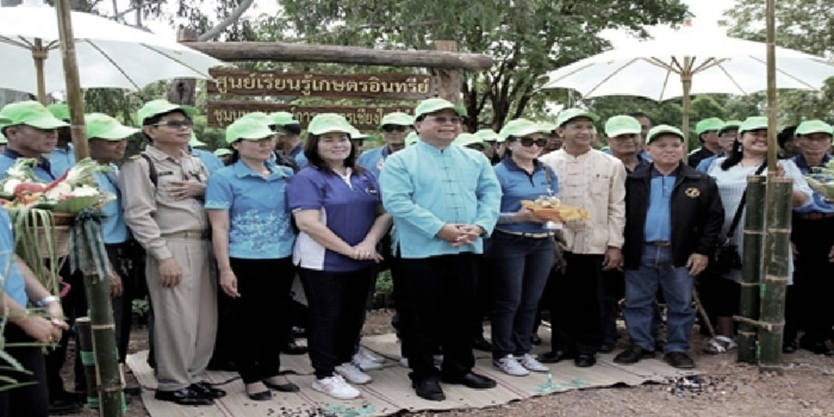  เศรษฐกิจพอเพียงทางรอดมนุษยชาติ!!! เปลว สีเงินปลุกชาวนาตื่น!!! เลิกเป็นทาสนักการเมืองกดหัวดูดเลือด ???