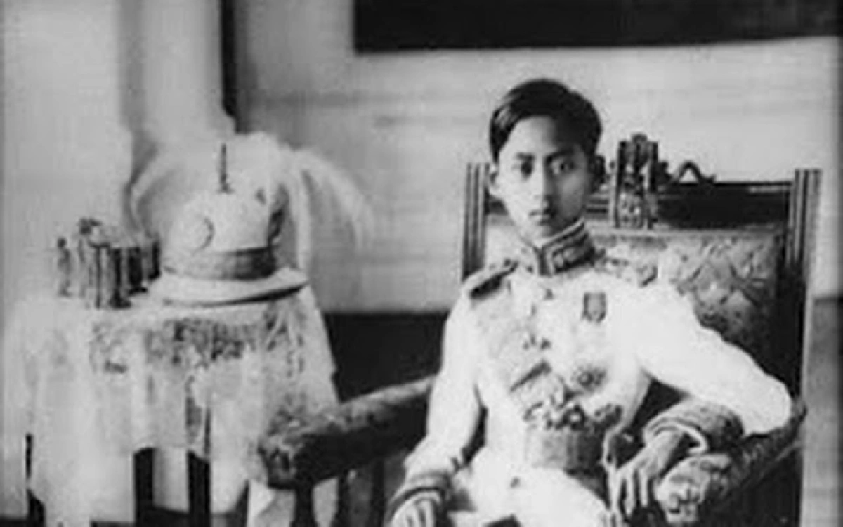 รำลึกพระมหากรุณาธิคุุณ...พระบาทสมเด็จพระปรเมนทรมหาอานันทมหิดล ฯ รัชกาลที่ ๘ แห่งราชวงศ์จักรี