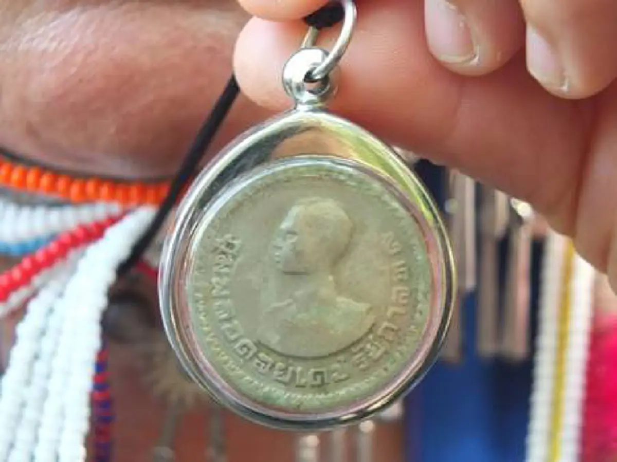 สุดซาบซึ้งน้ำพระทัย... ในหลวง ร.๙ให้ชีวิตใหม่ "ชาวเขาเชียงราย" เหรียญนี้เคยใช้แทนบัตรประชาชน