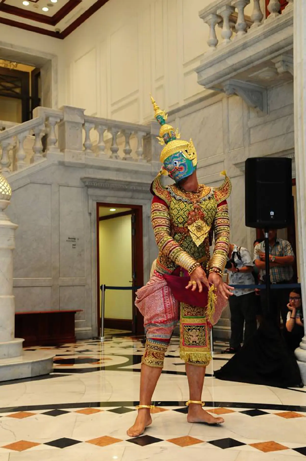 ฉากประทับใจในโขนพระราชทาน มาดูอาการเขินหนักๆของทศกัณฑ์ ตัวร้ายก็มีมุมน่ารัก (มีคลิป!!!) 