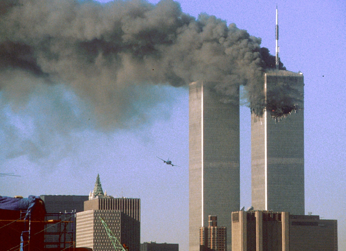 กำจัดกลุ่มก่อการร้าย! โอบามาร่วมรำลึกครบรอบ 15 ปี เหตุกาณ์ 9/11 เครื่องบินชนตึกเวิล์ดเทรดฯ ลั่นขจัดกลุ่มอัลเคด้าและไอสิสให้สิ้นซาก(Thai/Eng)