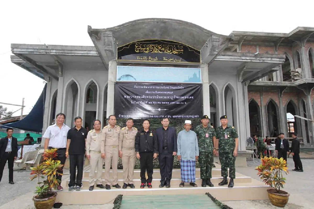 ประชาชนจังหวัดชายแดนภาคใต้ รวมพลังพัฒนาสาธารณะประโยชน์ 1,791 มัสยิด 360 วัด ถวายแด่พ่อหลวง (ภาพ+รายละเอียด)