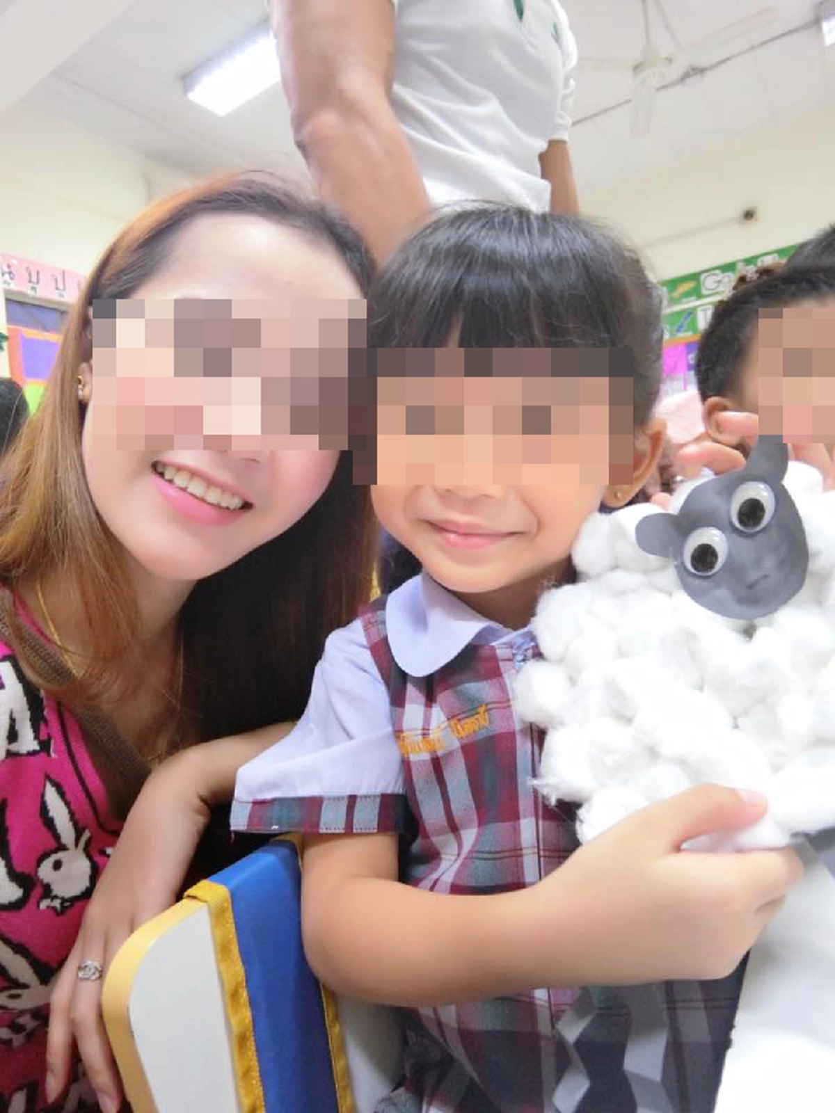 น่ารักมาก!! "หนูน้อยอนุบาล" งอนแม่หนัก จึงเขียนจดหมายมาหา พอแม่ได้อ่าน "ฮาลั่นเลย"