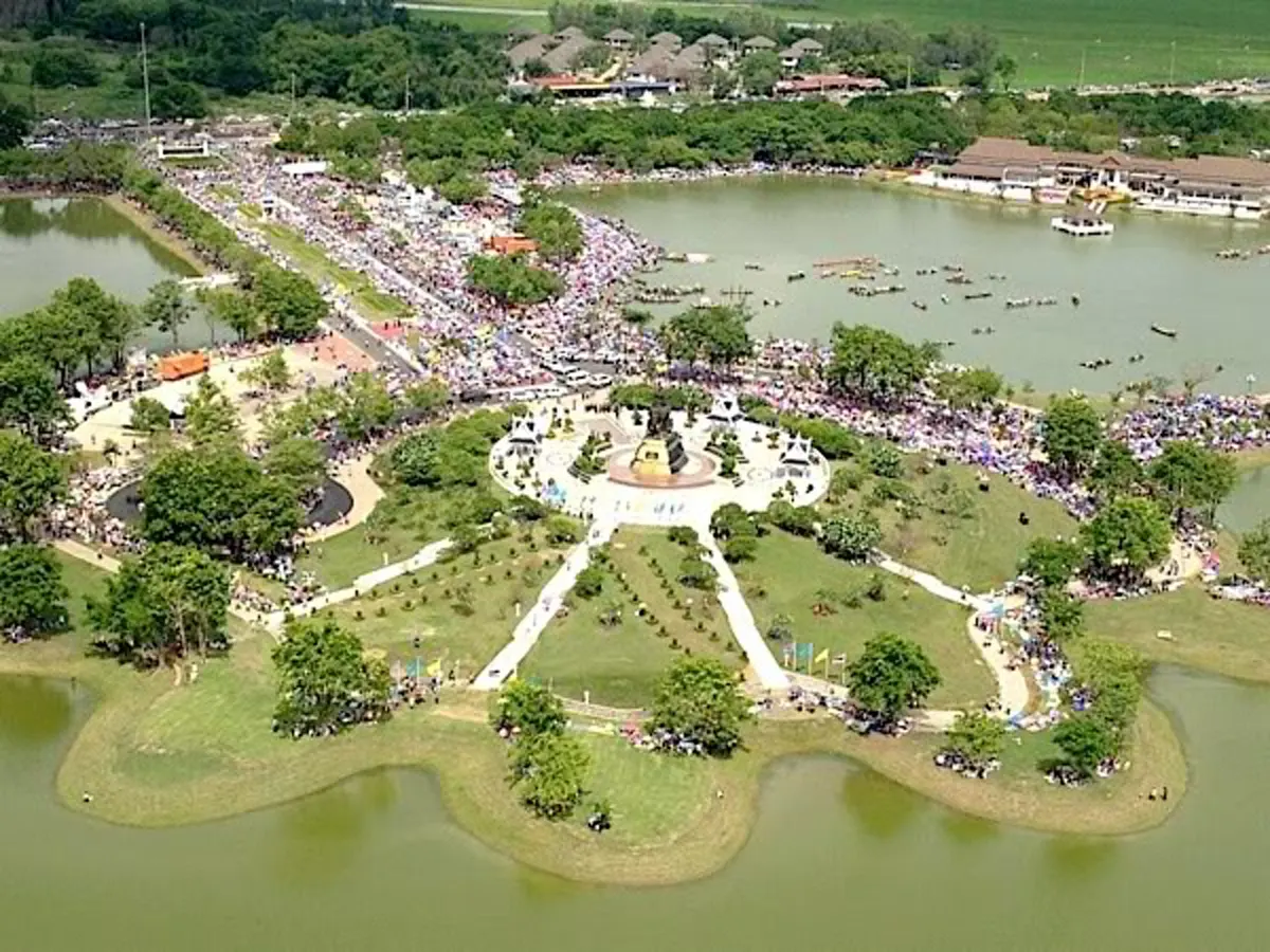 แก้มลิง..ทุ่งมะขามหย่องผืนแผ่นดินแห่งพระมหากรุณาธิคุณ  อีกหนึ่งโครงการในพระราชดำริที่ทรงโปรดเกล้า แก้ไขปัญหาน้ำท่วม..