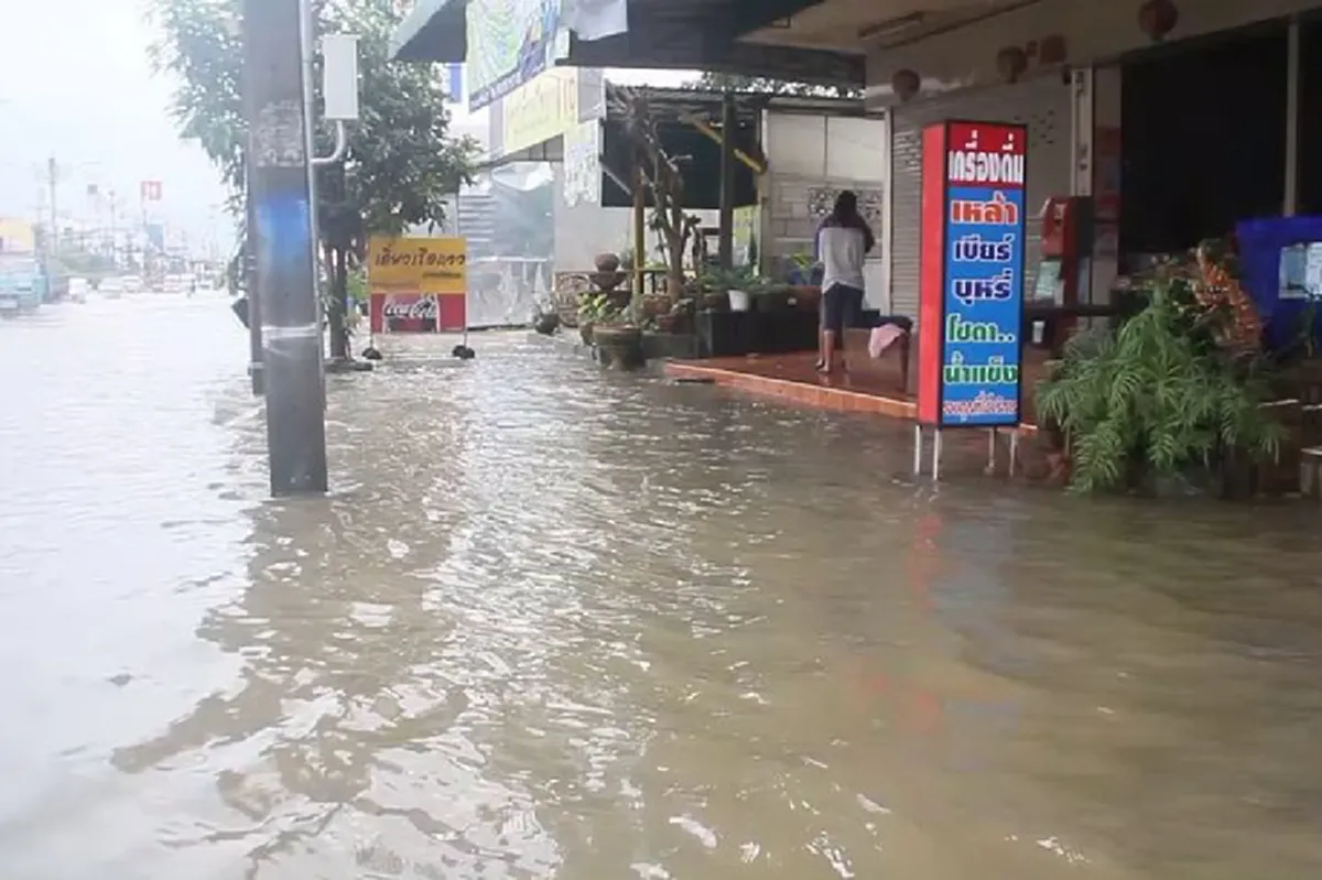 กรมอุตุเตือน!!! "ภาคใต้" เตรียมรับมือกับฝนตกหนัก 21-25 ม.ค. นี้