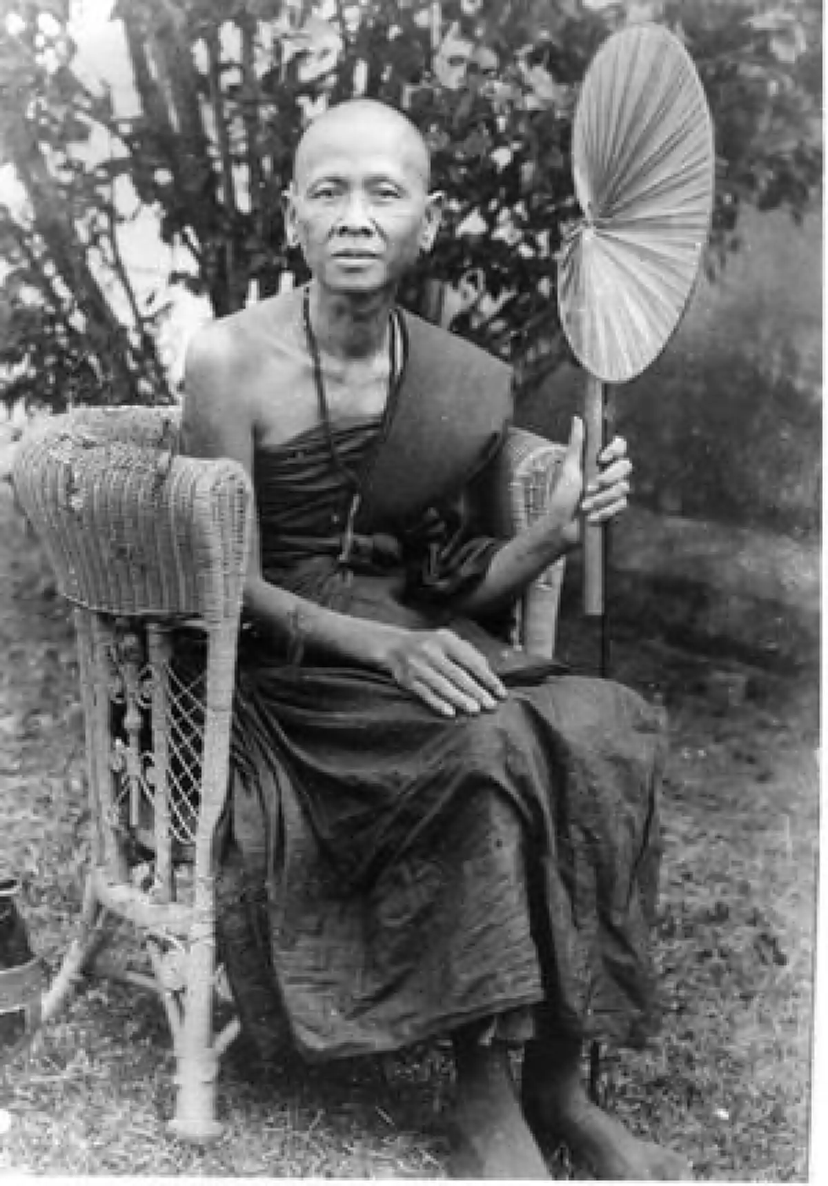 "ครูบาศรีวิชัย" พระโพธิสัตว์ผู้ได้รับพุทธพยากรณ์! เปิดบทสนทนา "นักบุญแห่งล้านนา" ปฏิเสธธุดงค์ร่วมกับ "หลวงปู่มั่น" !!!