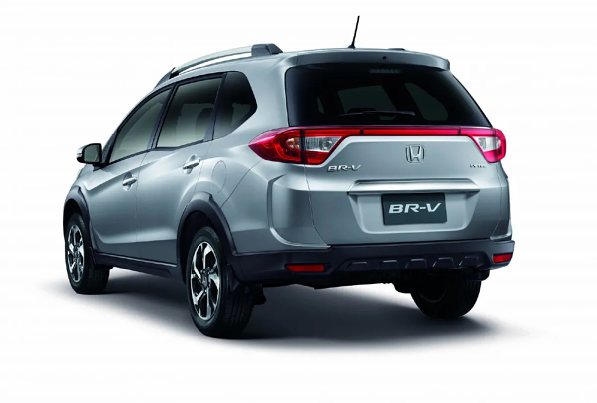 เปิดตัวแล้ว !! ฮอนด้า "BR-V" สปอร์ตครอสโอเวอร์ใหม่ กับเครื่องยนต์ 1.5 ลิตร ด้วยราคาเบาโดนใจ !!! (ดูรายละเอียด)