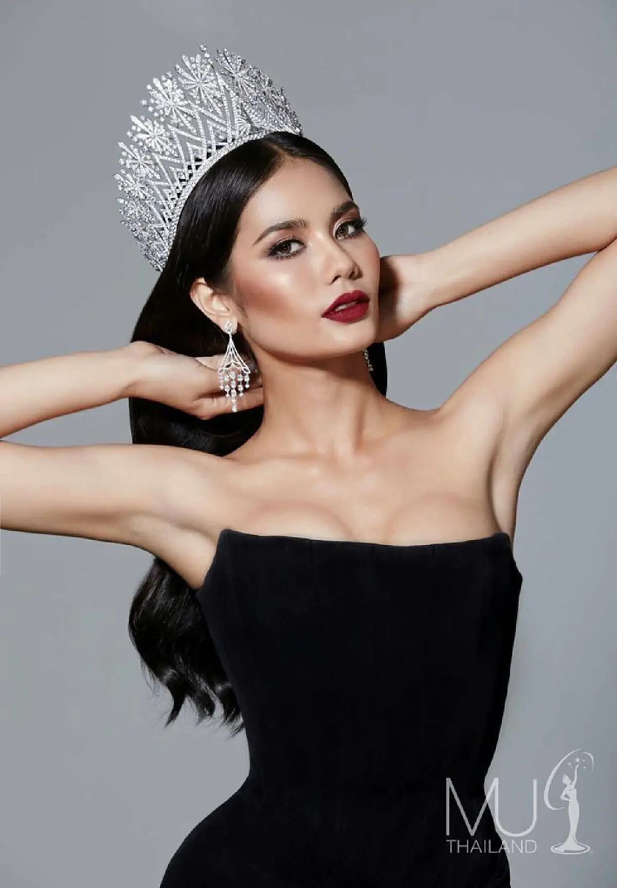โซเชียลแทบแตก คนไทยแห่โหวต "น้ำตาล ชลิตา" เป็น "Miss Universe 2016" ผ่าน 4 ช่องทาง ใครไม่โหวตรออะไรอยู่ ???