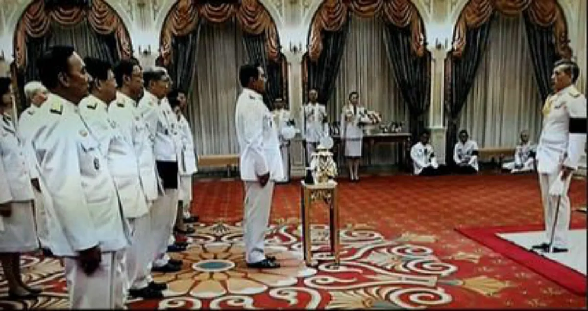 สมเด็จพระเจ้าอยู่หัว รัชกาลที่ ๑๐  ทรงมีพระบรมราโชวาท ครม.ประยุทธ์ ๔  ระลึกถึงพระมหากรุณาธิคุณในหลวง ร.๙  ยึดมั่นแนวพระราชดำรินำปฏิบัติหน้าที่เพื่อชาติ ประชาชน #ขอทรงพระเจริญ