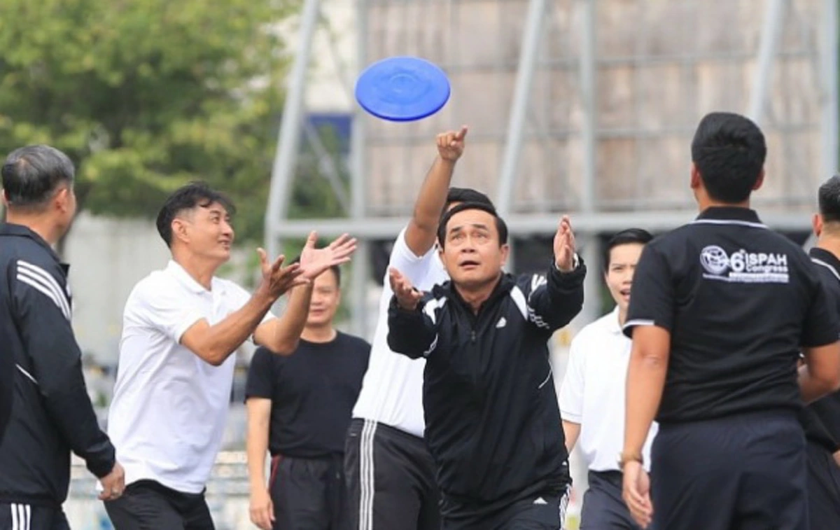 องค์กรระดับโลกแห่ชื่นชมนายกฯ!!   "พล.อ.ประยุทธ์" สนับสนุนออกกำลังกาย อย่างจริงจัง (ภาพนายกฯ นำออกกำลังกาย)