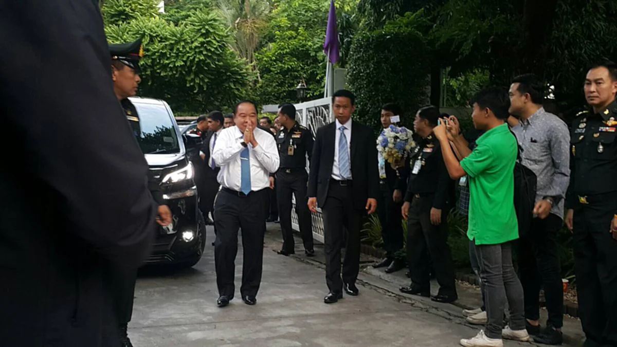 ปึ้กจริงๆ!! "บิ๊กป้อม" เกิดครบ71 ปี ย้้ำเหล่าทัพบ้านเมืองยังวิกฤต ต้องร่วมนายกฯนำปฏิรูปปท.ให้สำเร็จ