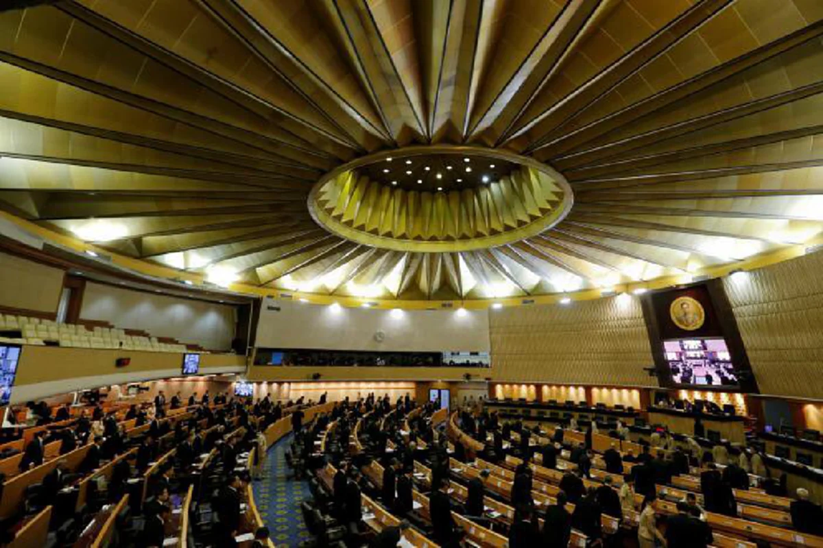 เปิดเนื้อหาประชุมครม.-คสช. ประธานสนช.เตรียมเข้าเฝ้าฯทูลเชิญ1ธันวาคมนี้