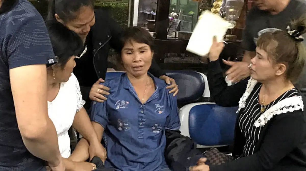 มันคือที่สุดแล้ว!!! นาทีสะเทือนใจแม่-ญาติเห็นร่างไร้วิญญาณ "น้องหญิง" เหยื่อฆาตกรรมโหด #ลูกกูต้องไม่ตายฟรี (คลิป) !!?!!