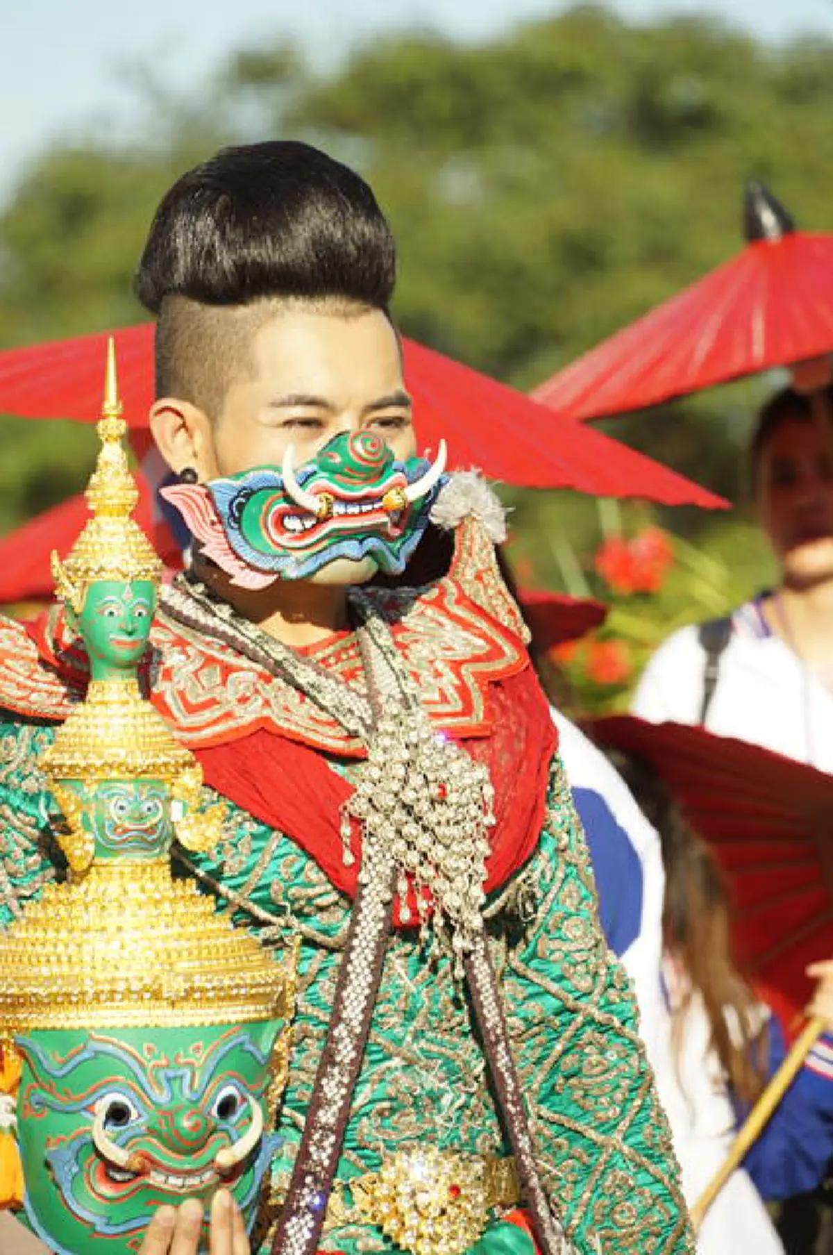 ที่สุดของความภูมิใจ เก่ง ธชย นำทีมเยาวชนไทยคว้ารางวัลชุดประจำชาติ จากเวทีระดับโลก บอกเลยงดงามสมความเป็นไทย (ชมภาพ)