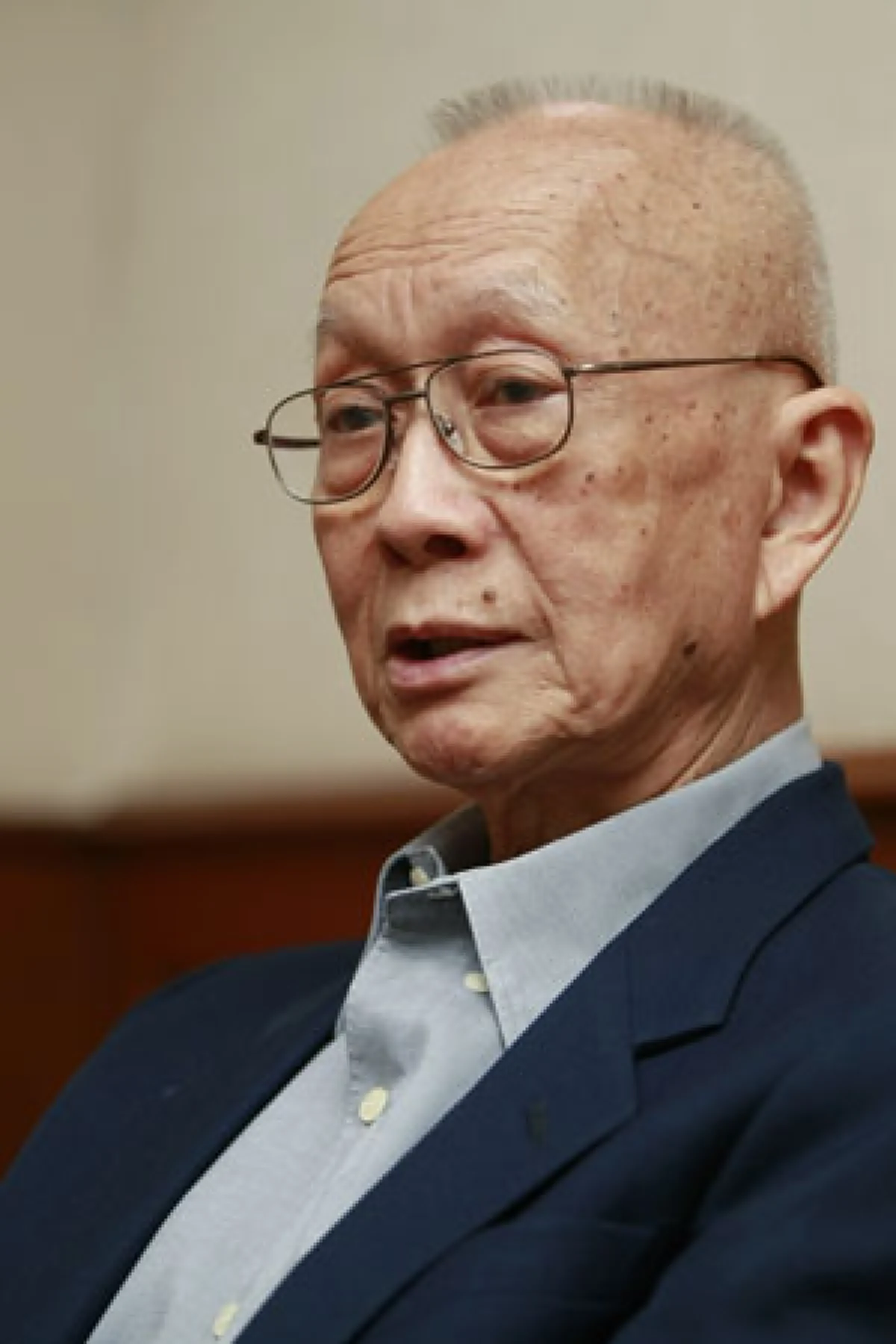 ท่านทราบหรือไม่ว่า...ในหลวงร.๙ทรงขับรถพระที่นั่งเองทั้งขาไปและกลับ แม้ระยะทางไกลเพียงไหนหรือเวลานานเท่าใด...เพื่อเสด็จเยี่ยมราษฎรของพระองค์