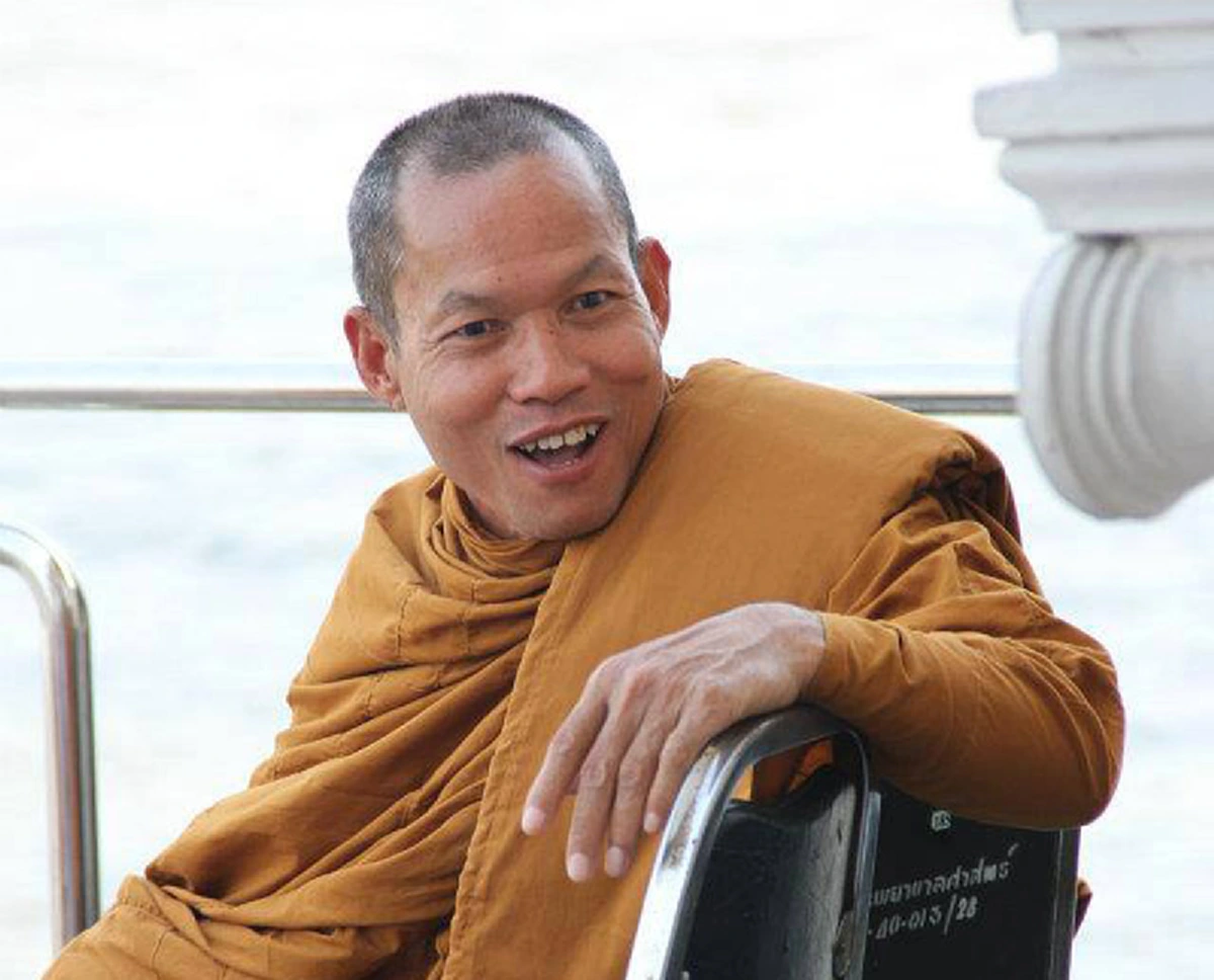 โถ... โถ... โถ... ช่างน่าสงสารนัก  หลวงปู่ฯ ตั้งตัวละคร ราชสีห์กับหนู ไม่รู้ตั้งใจแขวะ องอาจ หรือใครรึเปล่า!!!