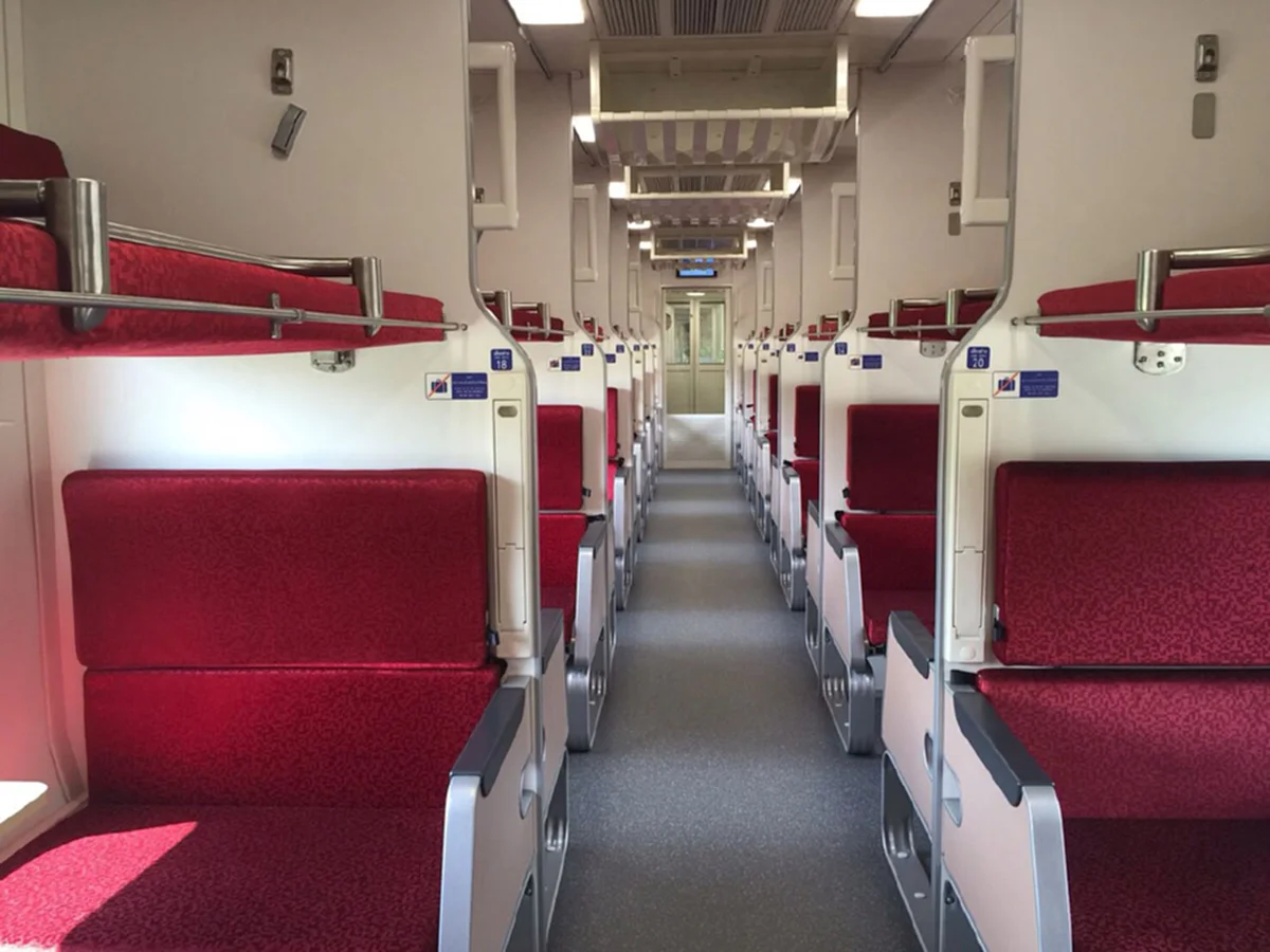 ไฉไลกว่าเดิม!! ประมวลภาพ"รถไฟไทย" ปรับโฉมใหม่ ดูก่อนใครไม่ตกเทรนด์ (ชมภาพ)