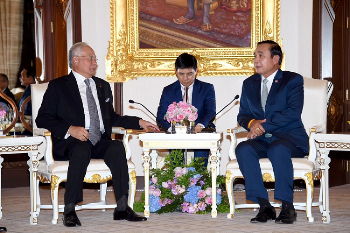 ชื่นมื่น!!  นายกฯต้อนรับ"นาจิบ"เยือนไทย ถกพัฒนาศก.-ต่อต้านค้ามนุษย์-สันติสุขชายแดนใต้ (ประมวลภาพ)