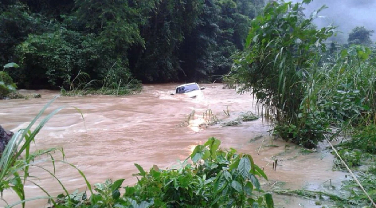 ปภ.แจ้ง 2 อำเภอ "กาญจนดิษฐ์ -นบพิตำ" รับมือฝนตกหนัก ระบุหากสถานการณ์ไม่ดีให้อพยพปชช.ออกจากพื้นที่ทันที
