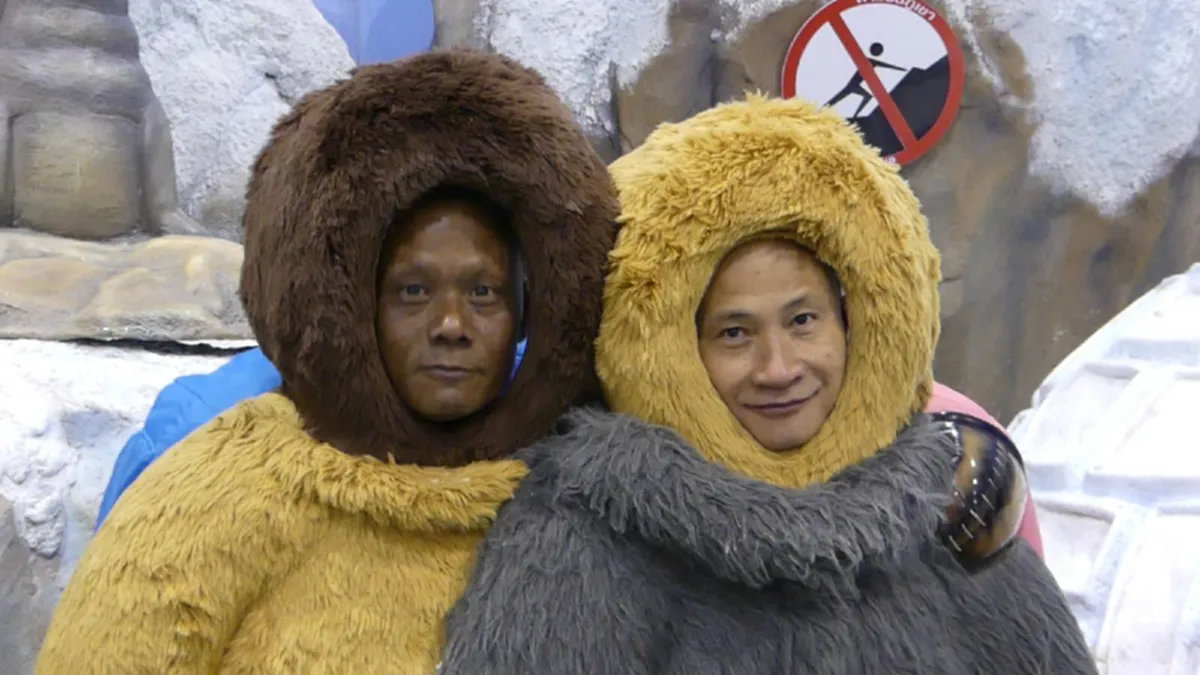 "ดรีมเวิลด์" จัดกิจกรรมย้อนวัยเก๋าคืนความสุขให้ผู้สูงอายุรับสงกรานต์!!