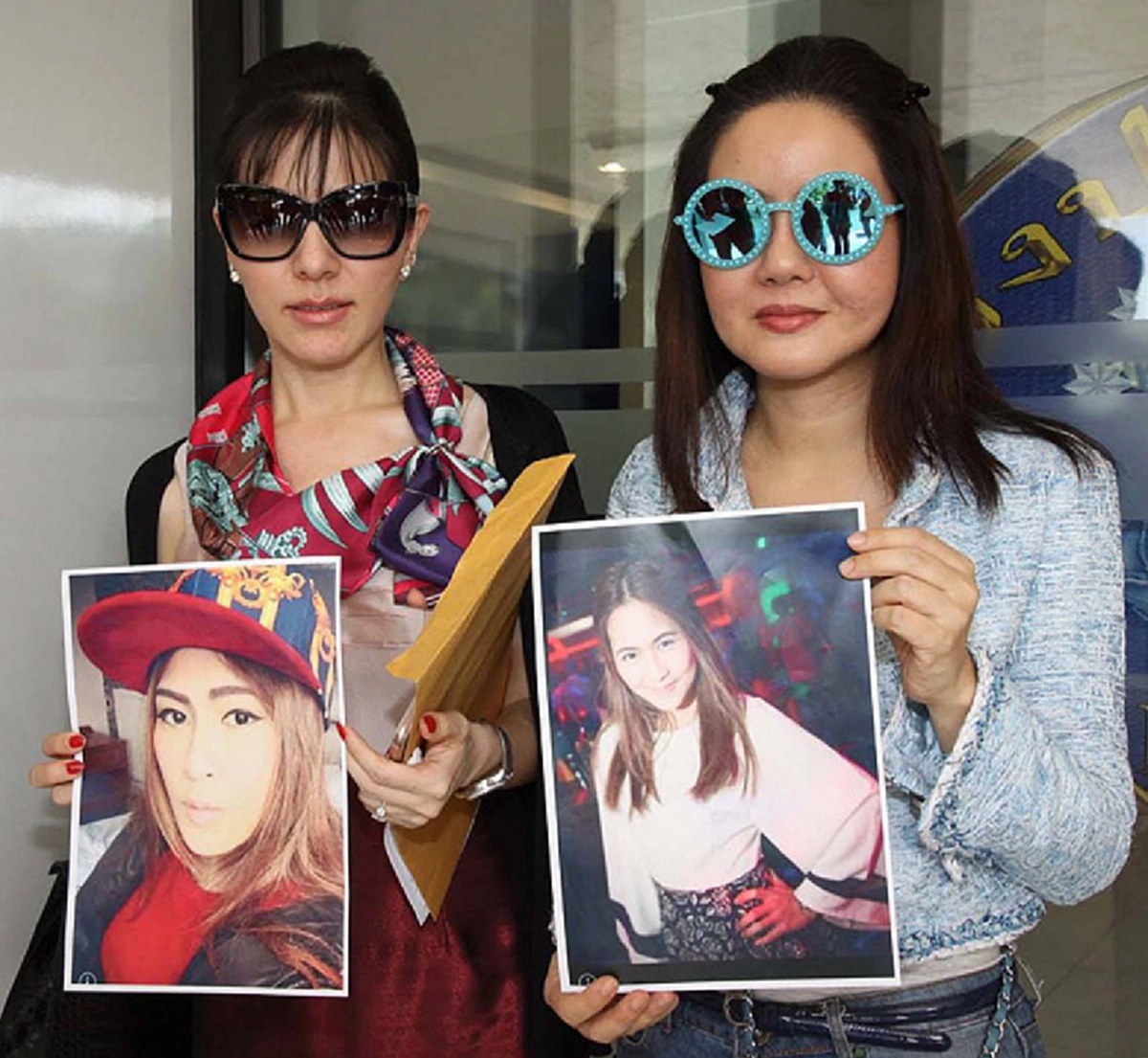 หลานสาวอดีตประธานวุฒิ โร่แจ้งกองปราบจับเพื่อนสาวแสบหลอกขายกระเป๋าแบรนด์เนมปลอม