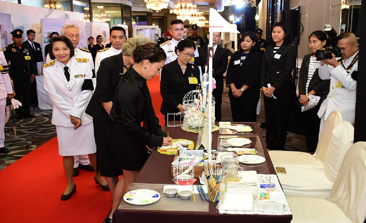 เดินตามรอยเบื้องพระยุคลบาท!! "ทูลกระหม่อมปู่" คือแรงบันดาลใจให้ "พระองค์ภาฯ" ช่วยเหลือผู้ด้อยโอกาส -เข้าไม่ถึงกระบวนการยุติรรม