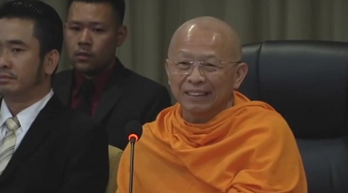 ล่องหนอีกแล้ว??!! "พระสุธรรม" ยังไม่โผล่ ส่อเบี้ยวนัด ขณะดีเอสไอ-เจ้าคณะตำบลรอจับศึกหากศาลไม่ให้ประกัน