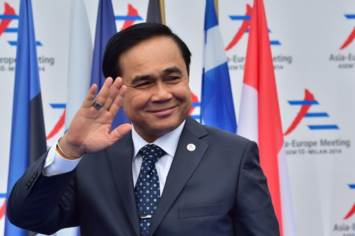 โพลคนไทย!คำอวยพรสำคัญสุดขอถวายพระพรสมเด็จพระราชินี-"สมเด็จพระเจ้าอยู่หัวร.๑๐ทรงพระพลานามัยแข็งแรง,บิ๊กตู่ เป็นคนการเมืองปชช.อยากให้ของขวัญ