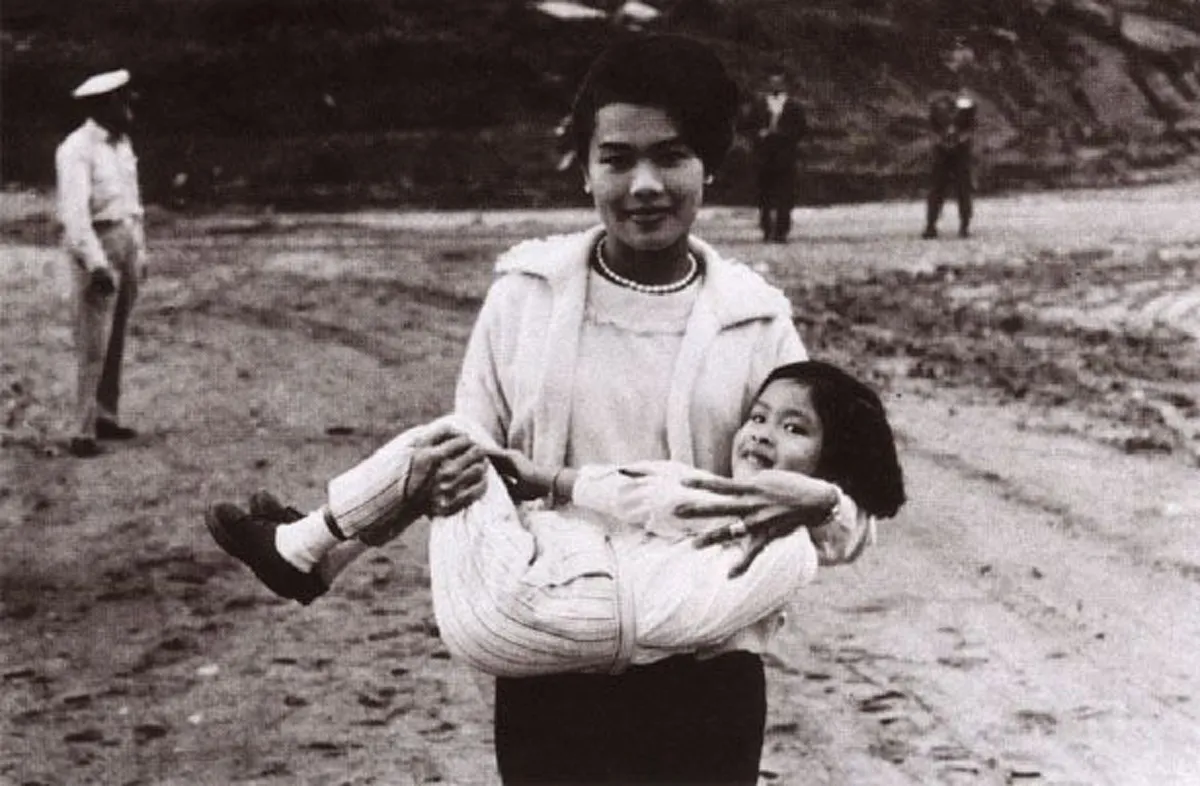 หาชมยาก!  "ภาพถ่ายฝีพระหัตถ์" ที่สุดแห่งพระอัจฉริยภาพ... ขอพระองค์ทรงพระเจริญยิ่งยืนนาน