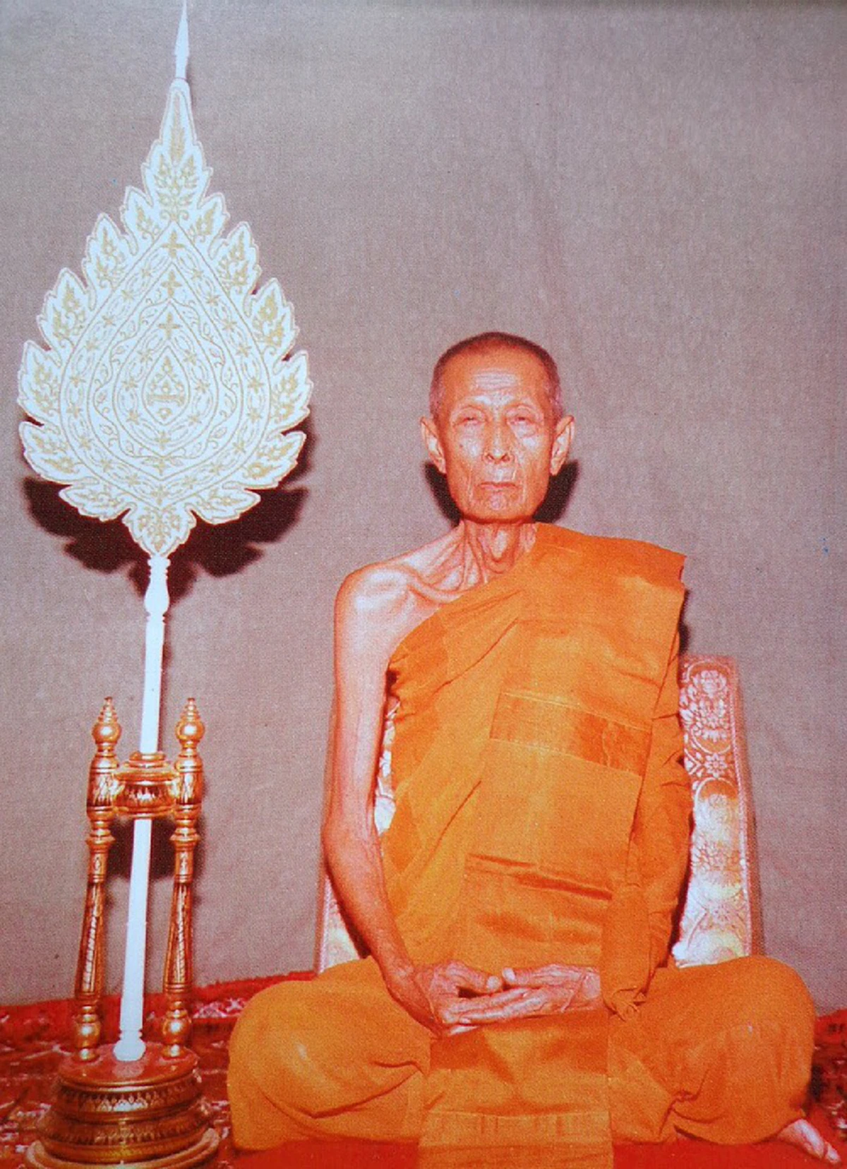 สาธุ..ปาฏิหาริย์มีจริง!บารมีหลวงปู่โต๊ะช่วยชีวิต!!ทหารเรือโดนโจรยิงเข้าร่างถึง2นัด แต่มีแค่รอยช้ำ!?!?