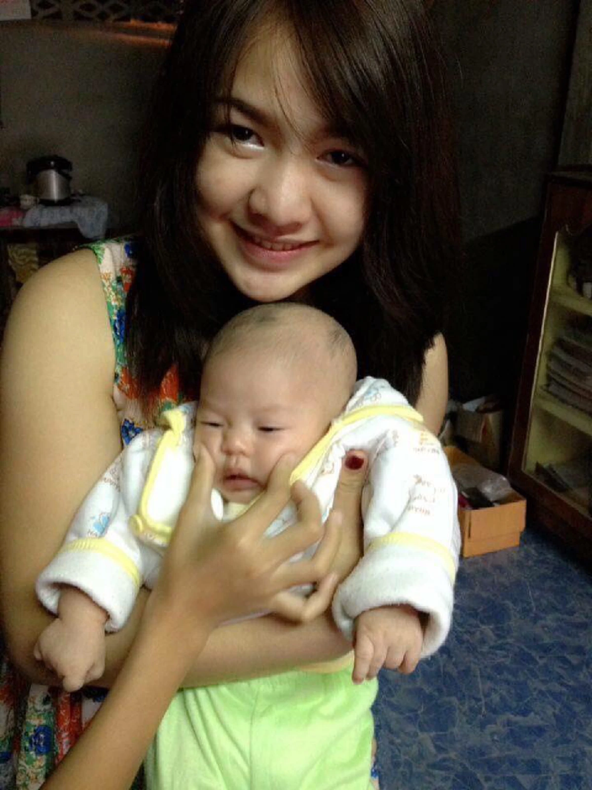 แฉประสบการณ์นรก!! โดนเพื่อนสนิทแอบกินลับหลังกับแฟน ชีวิตช้ำรัก!!  เจ็บกับผู้ชายมานับไม่ถ้วน