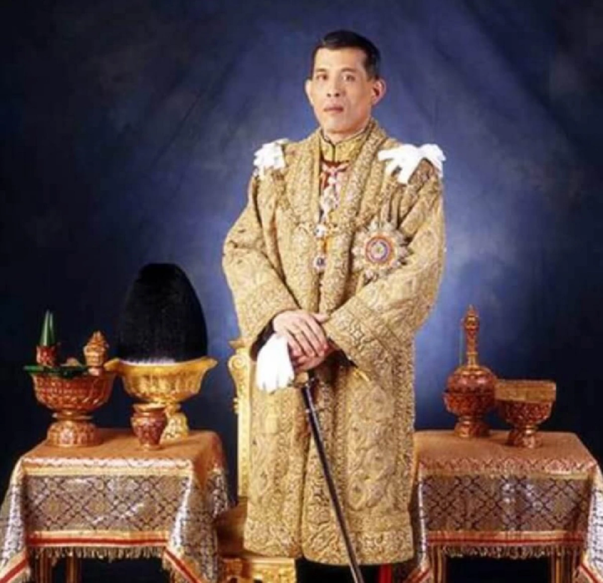 เปิดเนื้อหาประชุมครม.-คสช. ประธานสนช.เตรียมเข้าเฝ้าฯทูลเชิญ1ธันวาคมนี้