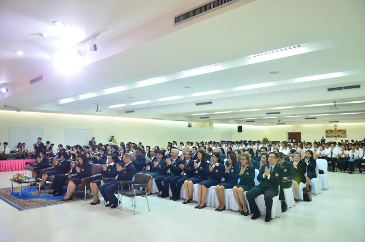 มนต์ขลังพิธีไหว้ครู!! "มหาวิทยาลัยราชพฤกษ์" ระลึกพระคุณบูรพาจารย์ ประเพณีที่ไม่มีวันเลือนหาย