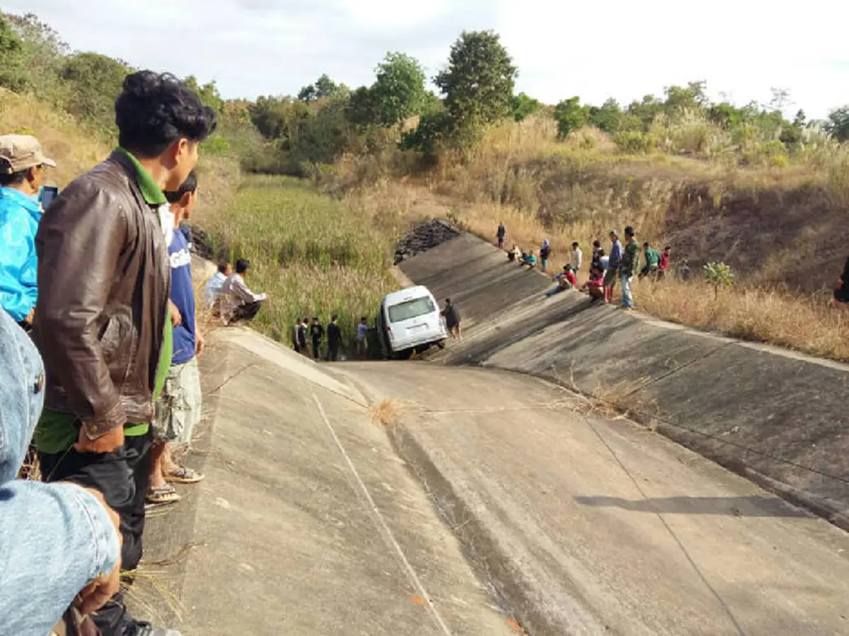 "ทำกรรมอะไรถึงเกิดเป็นผีบังบด" หลวงพ่อเกษม เผย!เมืองบังบดมีจริง! เล่าตำนานเมืองลับแล ดินแดนที่ไม่มีใครเข้าถึง