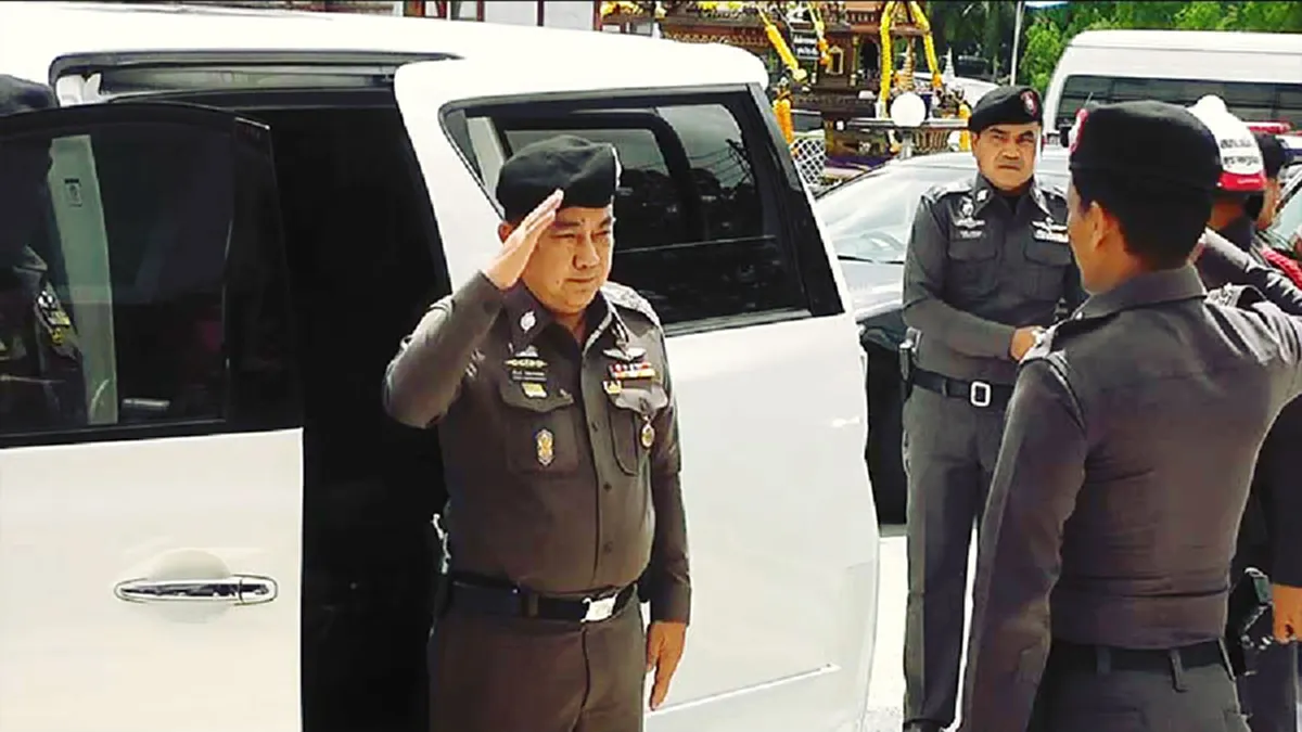 "ศรีวราห์" ย้ำชัด!!! พบหลักฐานวางระเบิดหน้า สภ.สุราษฎร์ฯ เเละวางเพลิง ร้านทวีสินฯ ยัน เป็นบุคคลเดียวกัน