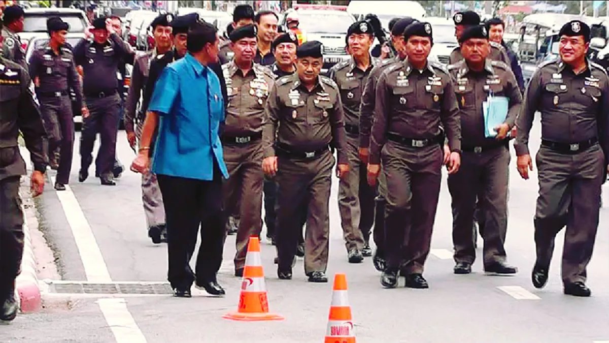 "ศรีวราห์" ย้ำชัด!!! พบหลักฐานวางระเบิดหน้า สภ.สุราษฎร์ฯ เเละวางเพลิง ร้านทวีสินฯ ยัน เป็นบุคคลเดียวกัน