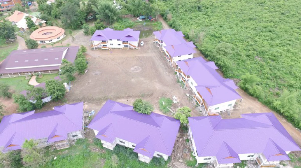 คนเพชรฯว่าไง!?!...ทำตัวเป็น"มูลนิธิฯ"แต่กลับบุกที่ป่าสงวน แถมสร้างรีสอร์ทซะหรูหราอลังการ