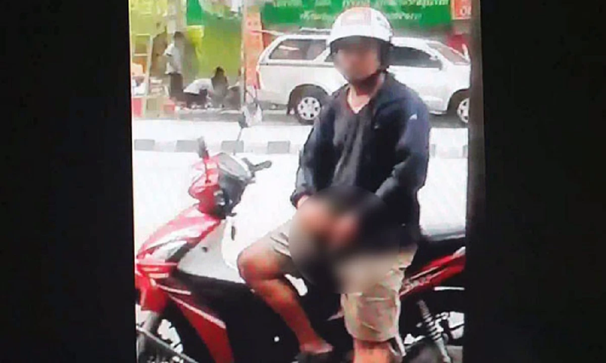 ผู้ช่วยทันตแพทย์สาวแทบช็อก !!! หนุ่มใหญ่งัดจ้าวโลกโชว์ แพทย์ยันป่วยทางจิต นำตัวส่งโรงพยาบาลแล้ว