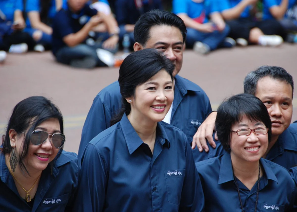 ประเพณี มช. ลูกช้างขึ้นดอย 2559 คึกคัก ศิษย์เก่า "ยิ่งลักษณ์" "อภิรักษ์"  ร่วมงาน (ชมภาพ)