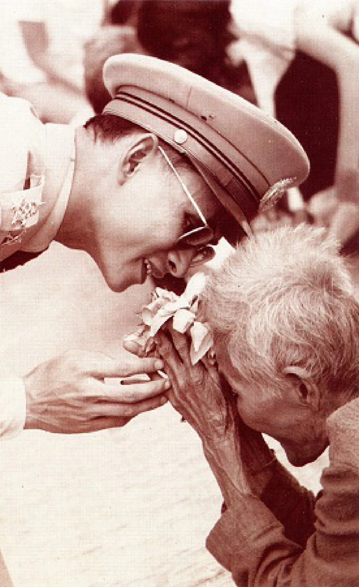 พุทธภูมิพล!! "ทศบารมี" ที่สถิตอยู่ในพระราชหฤทัย ... คือประจักษ์พยานแห่ง "ปณิธานพระโพธิสัตว์" อันยิ่งใหญ่ของในหลวงรัชกาลที่ ๙!!