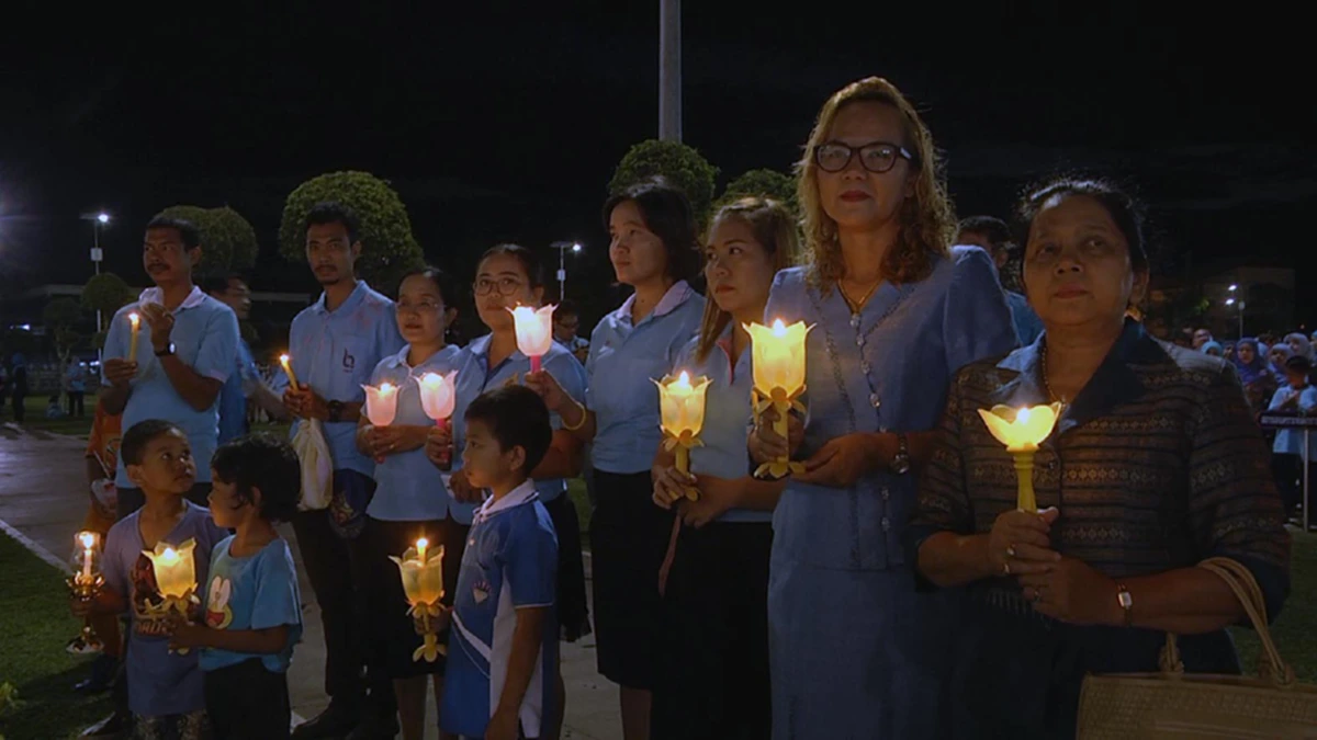 พลังแห่งความจงรักภักดีของ พสกนิกร ชาวไทย ...ที่กองกำลังชั่วร้ายก็ไม่อาจขวางกั้น (มีภาพ)