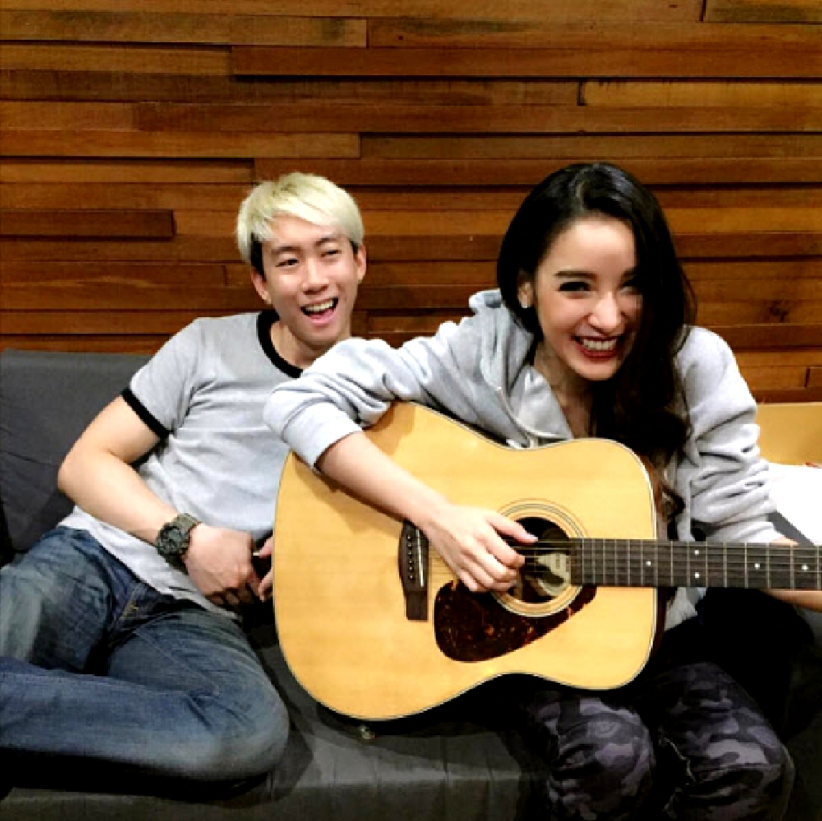 ย้อนเส้นทางรัก "แพท ณปภา - เบนซ์ เรซซิ่ง " ก่อน ตร.สั่งอายัดทรัพย์สินทั้งหมด หลังมีส่วนเกี่ยวข้องกับแก๊งค้ายา "ไซซะนะ"