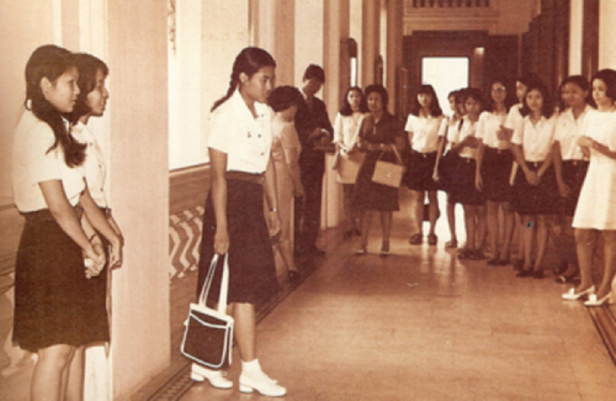 ซาบซึ้ง เกินบรรยาย!! อ.ศักดิ์ศรี เล่าเรื่อง "สมเด็จพระเทพฯ" องค์หญิงที่อ่อนน้อมถ่อมตนที่สุดในโลก และของฝากจากอีสานที่ยังตราตรึงในใจเสมอมา!!