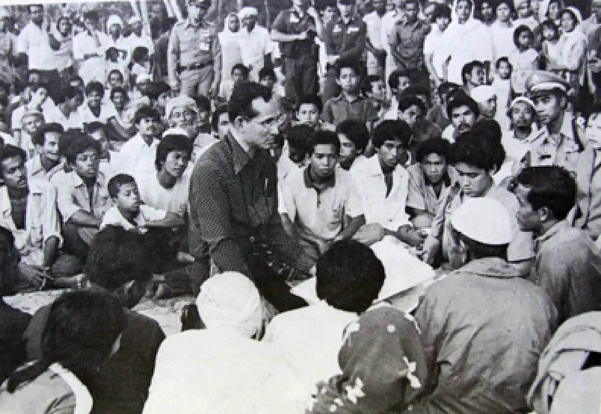 พระราชอารมณ์ขันของพ่อหลวง..สุดปลื้มปีติ..เมื่อทรงตรัสว่า... คุณยายนั่นแหละเป็น FBI ของฉัน...ขอพระองค์ทรงพระเจริญ