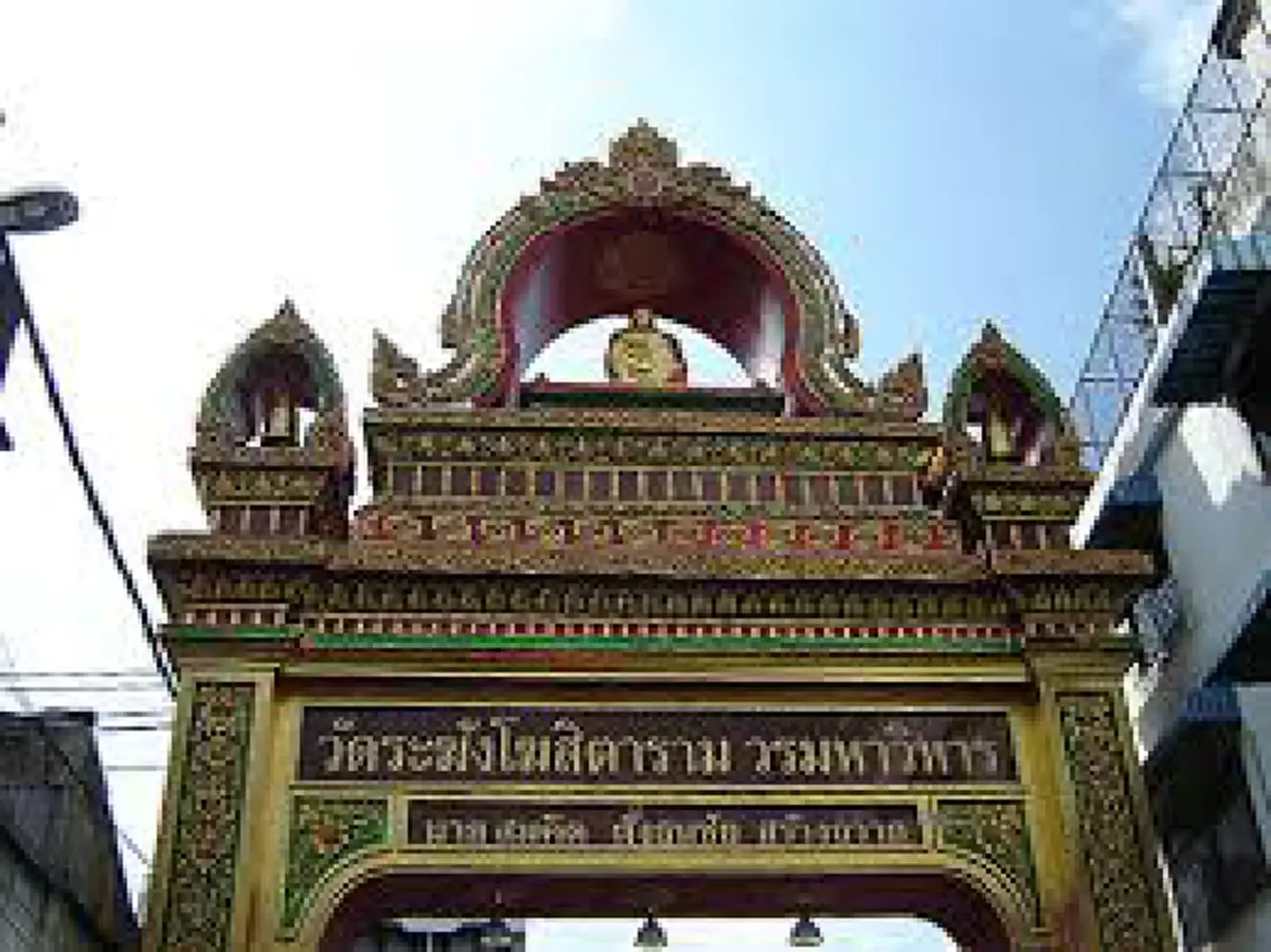 ชาร์ตพลังบุญ! สวดชินบัญชรต่อหน้ารูปปั้นสมเด็จโต กราบหลวงพ่อยิ้ม พระประธานที่ ร.5 ทรงกล่าวถึงว่า "ยิ้มรับฟ้าทุกที"