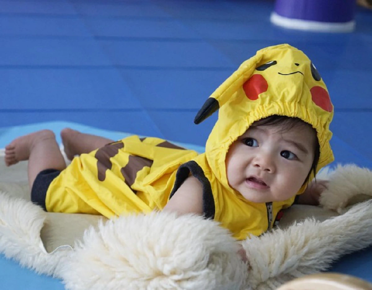 ลูกไม้หล่นใต้ต้น!!! 10 ลูกดาราขวัญใจประชาชน แห่งปี 2559 ที่ใครเห็นก็ต้องบอกเป็นเสียงเดียว...อุ๊ย น่าร้ากก!!!