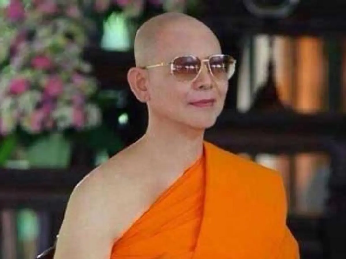 อึมครึมสุดๆ..ผตห.รายนี้!! "บิ๊กต๊อก"ลั่นพระธัมมชโยไม่มอบตัวก็ต้องไปจับตามกม. แต่รู้เท่าสื่อไม่มีใครยันยังอยู่ธรรมกายหรือไม่???